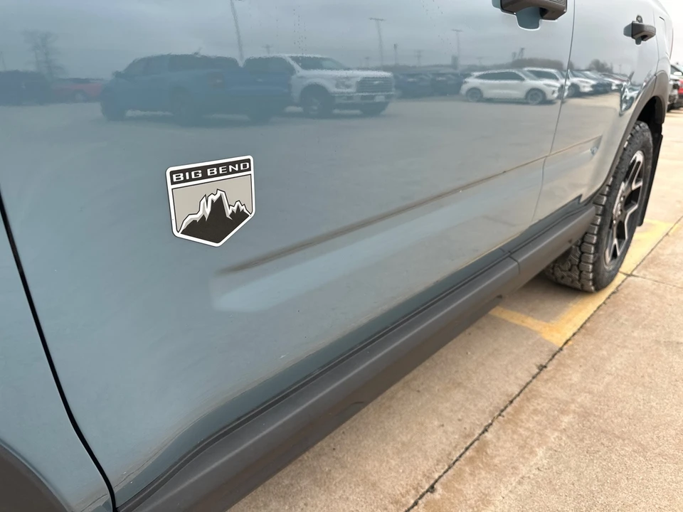 2021 Ford Bronco 6th Gen - Image 3 of 12