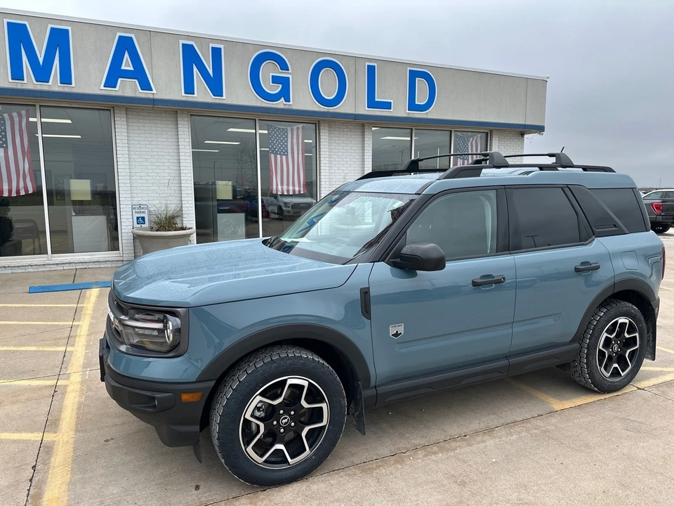 2021 Ford Bronco 6th Gen - Image 2 of 12