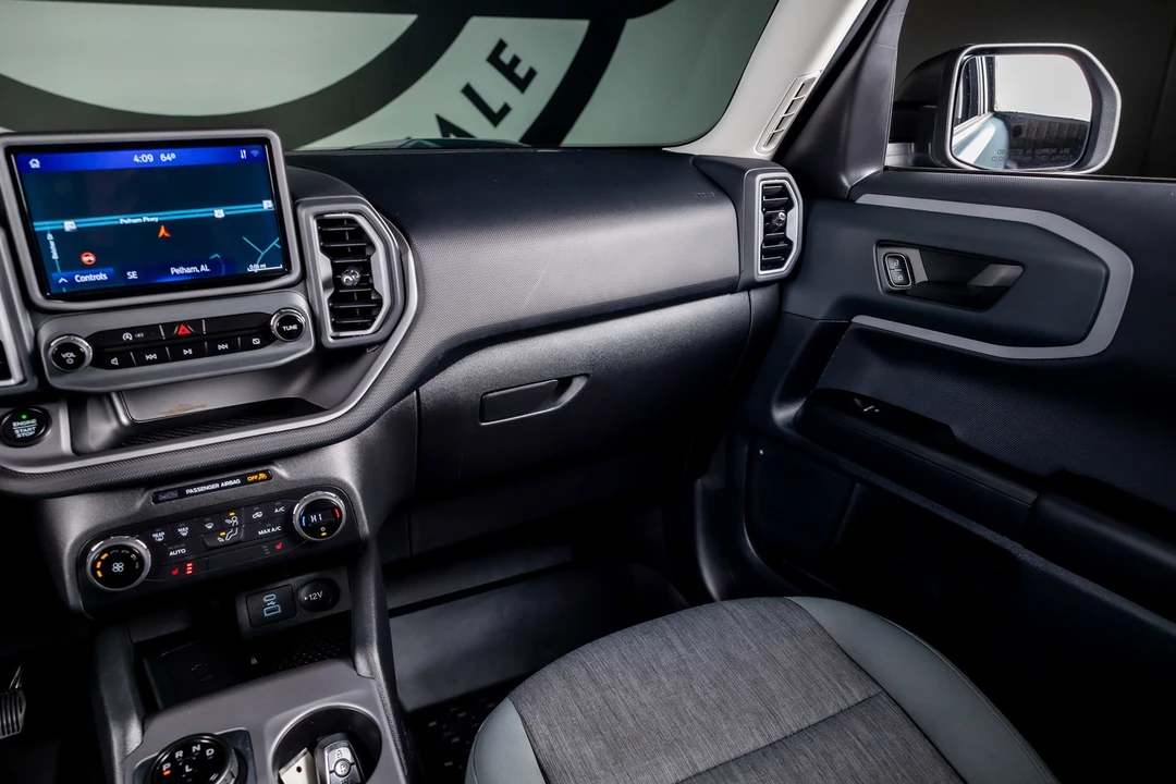 2021 Ford Bronco 6th Gen - Image 8 of 12