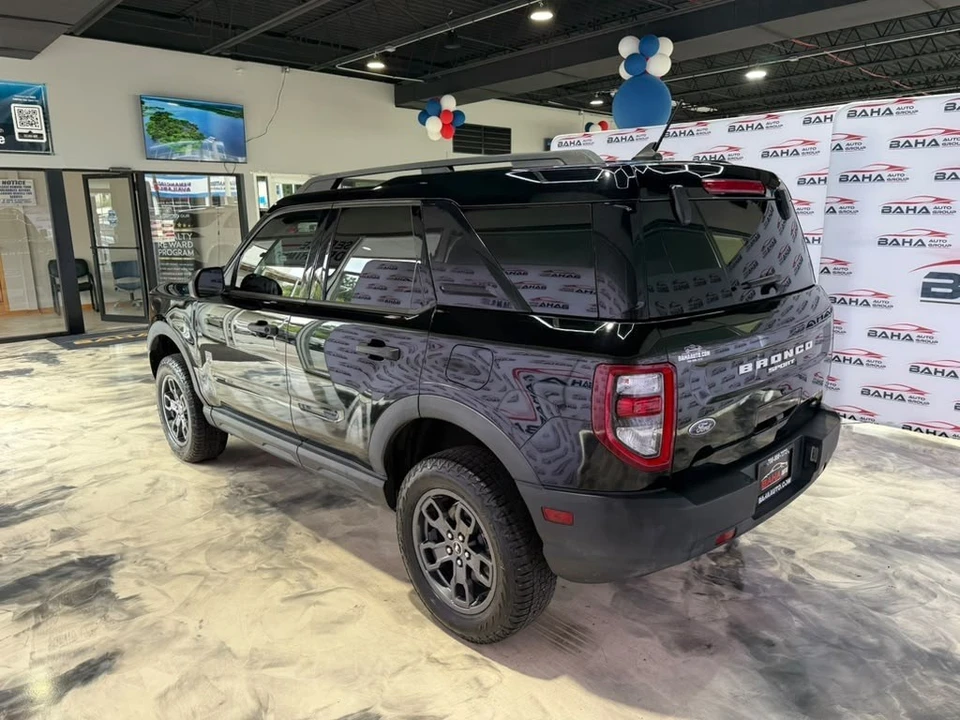 2021 Ford Bronco 6th Gen - Image 9 of 31