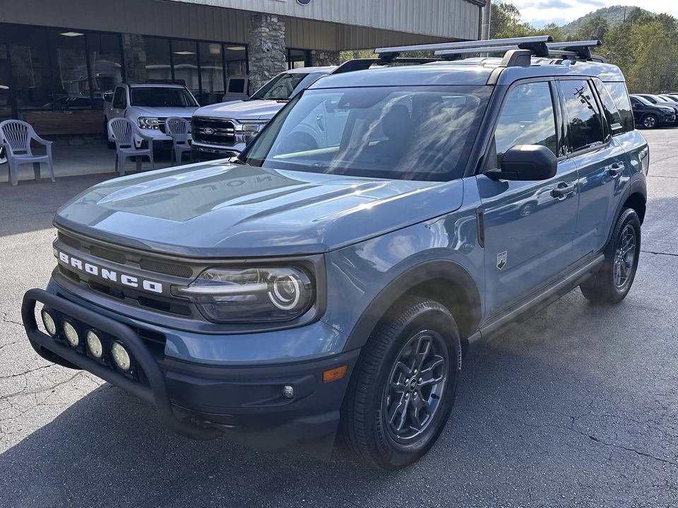 2021 Ford Bronco 6th Gen - Image 2 of 12