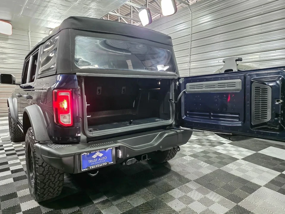 2021 Ford Bronco 6th Gen - Image 10 of 21