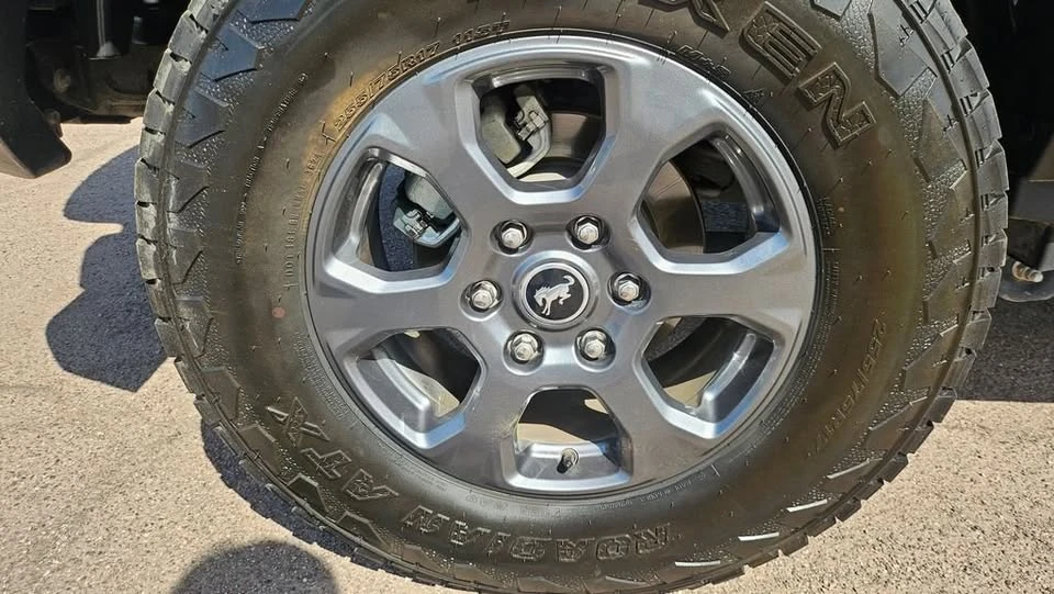 2021 Ford Bronco 6th Gen - Image 16 of 20