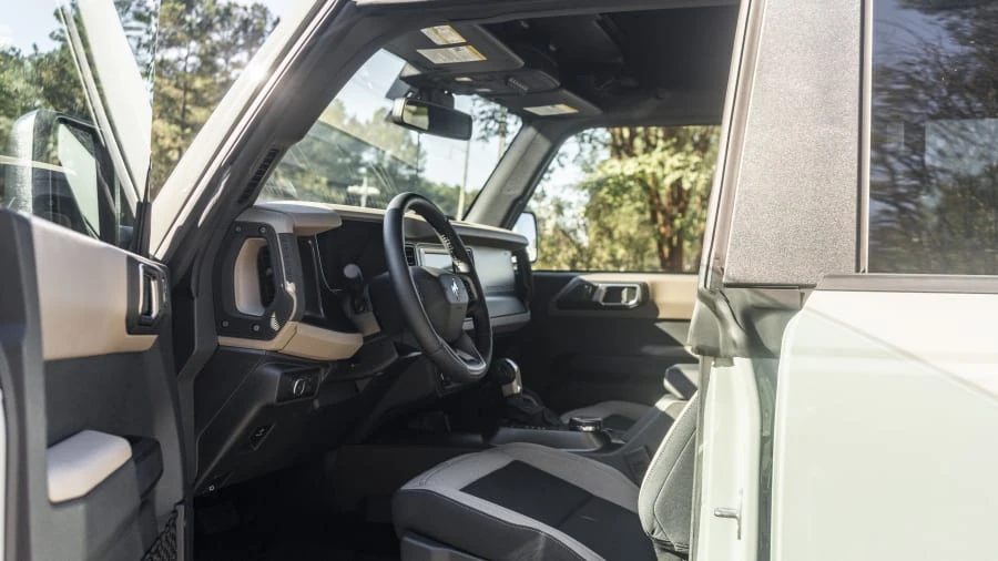 2021 Ford Bronco 6th Gen - Image 4 of 31