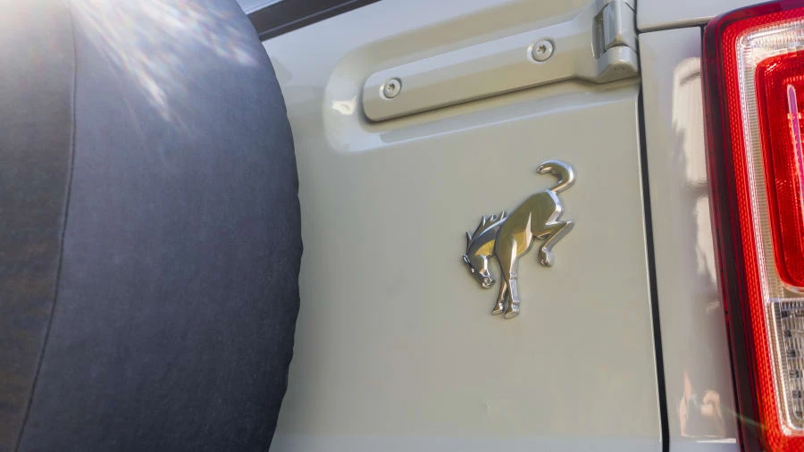 2021 Ford Bronco 6th Gen - Image 17 of 31