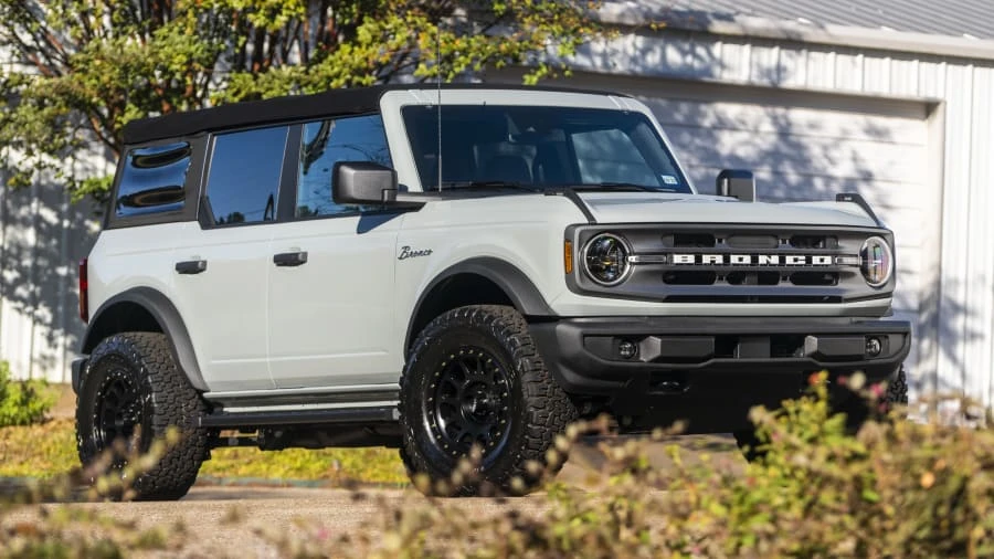 2021 Ford Bronco 6th Gen - Image 24 of 31