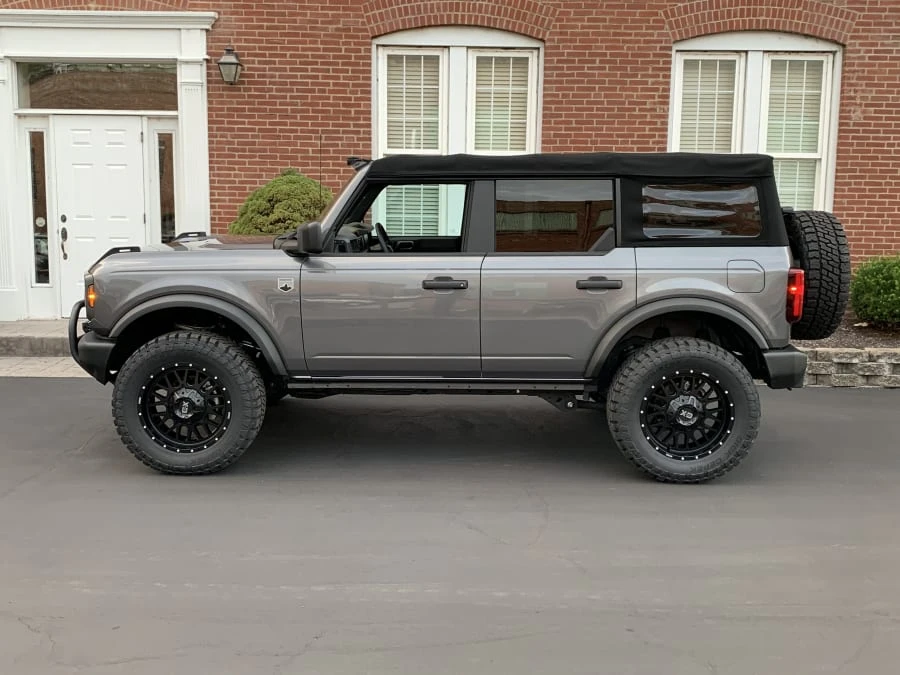2021 Ford Bronco 6th Gen - Image 2 of 8