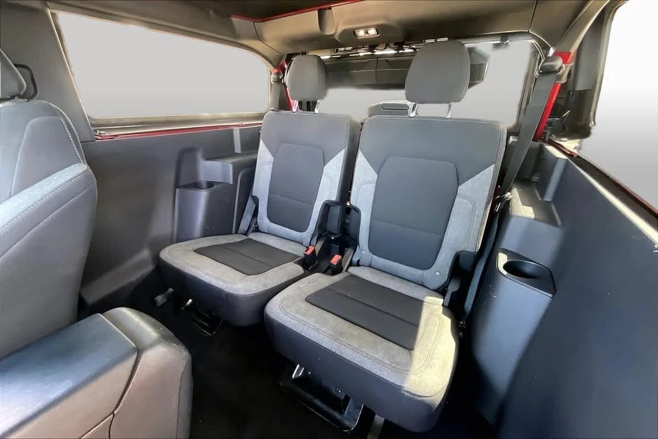 2021 Ford Bronco 6th Gen - Image 15 of 15
