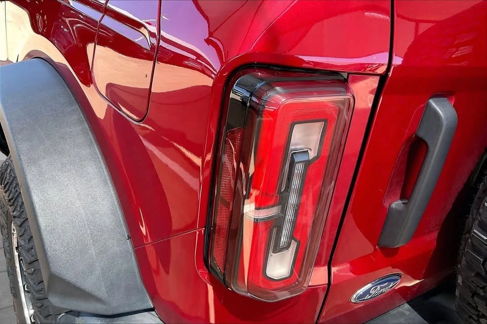 2021 Ford Bronco 6th Gen - Image 7 of 15