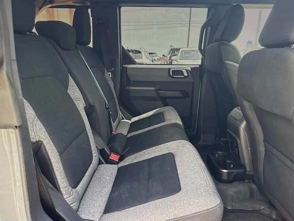 2021 Ford Bronco 6th Gen - Image 8 of 17