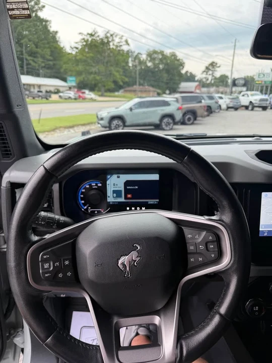 2021 Ford Bronco 6th Gen - Image 8 of 14