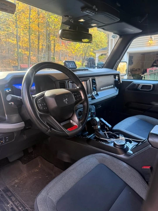 2021 Ford Bronco 6th Gen - Image 3 of 15