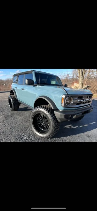 2021 Ford Bronco Sport - Image 2 of 8