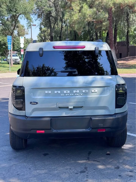 2021 Ford Bronco 6th Gen - Image 4 of 10