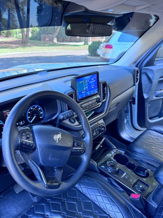 2021 Ford Bronco 6th Gen - Image 9 of 10