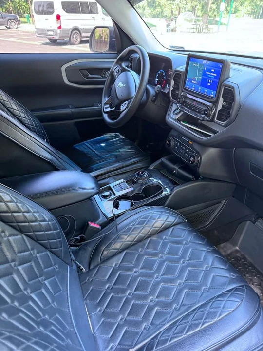 2021 Ford Bronco 6th Gen - Image 8 of 10