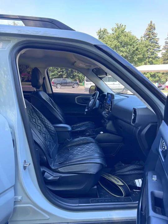 2021 Ford Bronco 6th Gen - Image 6 of 10