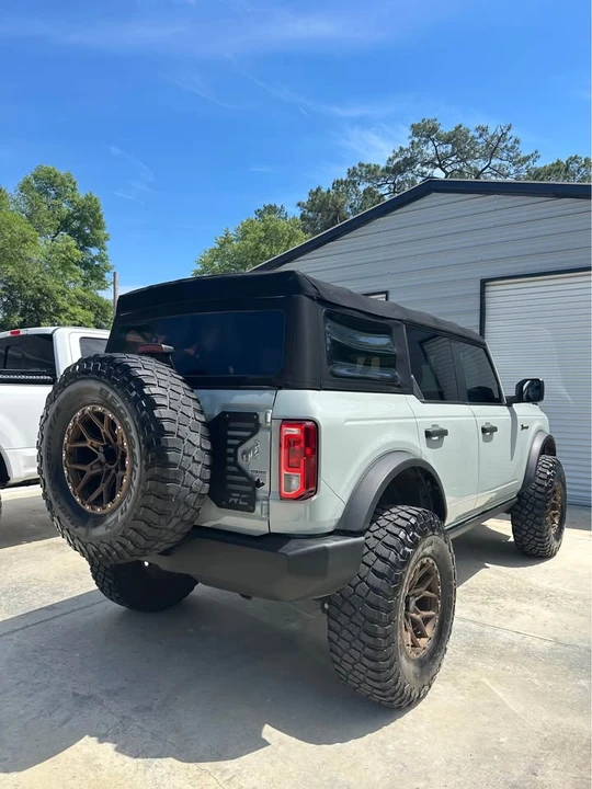 2021 Ford Bronco 6th Gen - Image 4 of 13