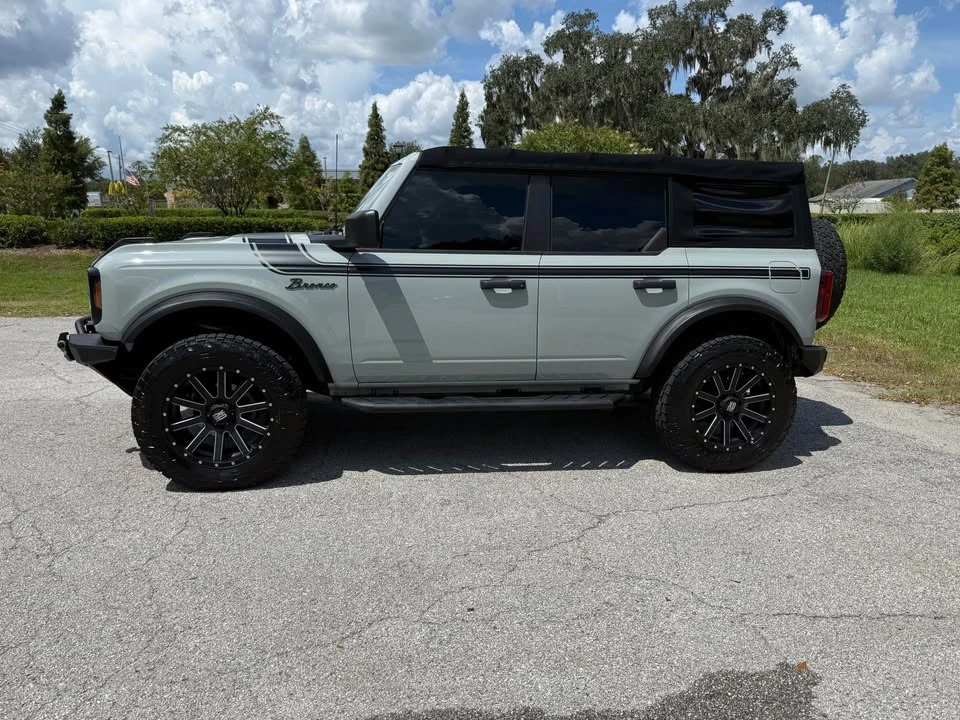 2021 Ford Bronco 6th Gen - Image 5 of 15