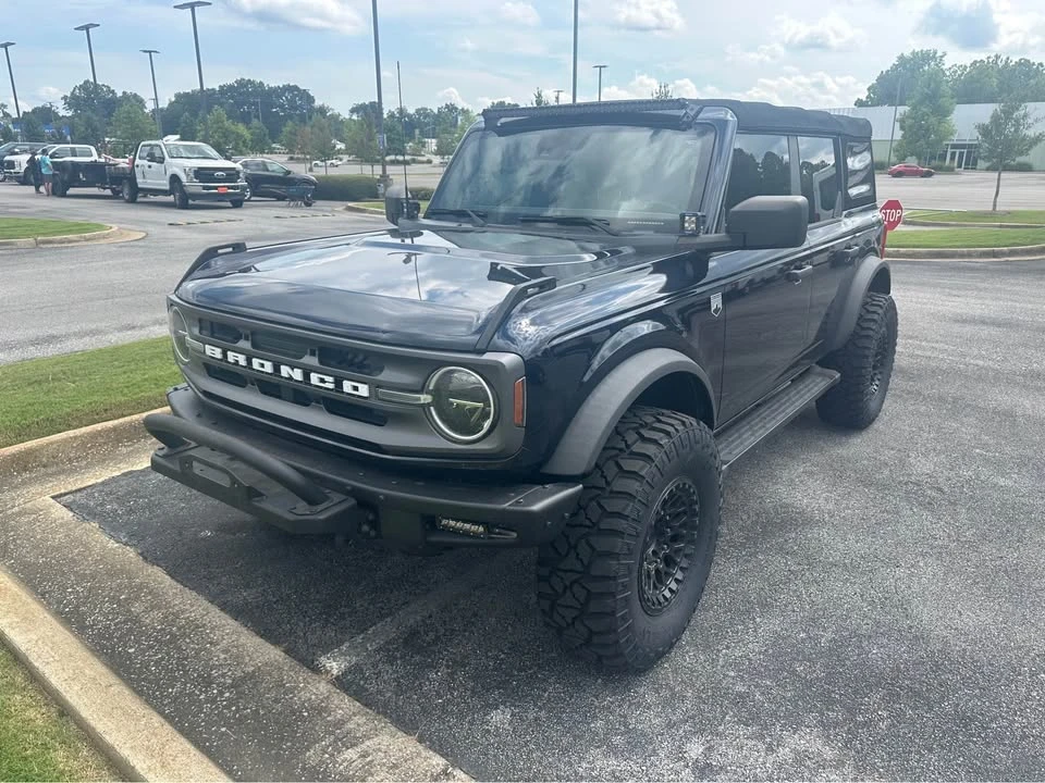 2021 Ford Bronco 6th Gen - Image 2 of 5