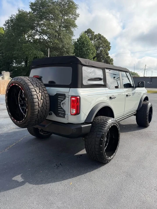 2021 Ford Bronco 6th Gen - Image 14 of 20