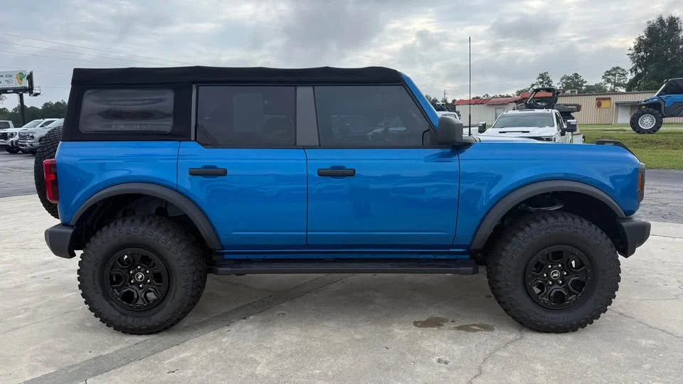 2021 Ford Bronco 6th Gen - Image 5 of 14