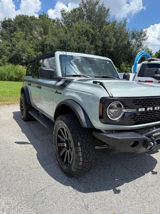 2021 Ford Bronco 6th Gen - Image 3 of 15