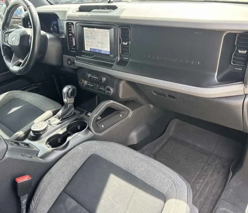 2021 Ford Bronco 6th Gen - Image 6 of 10