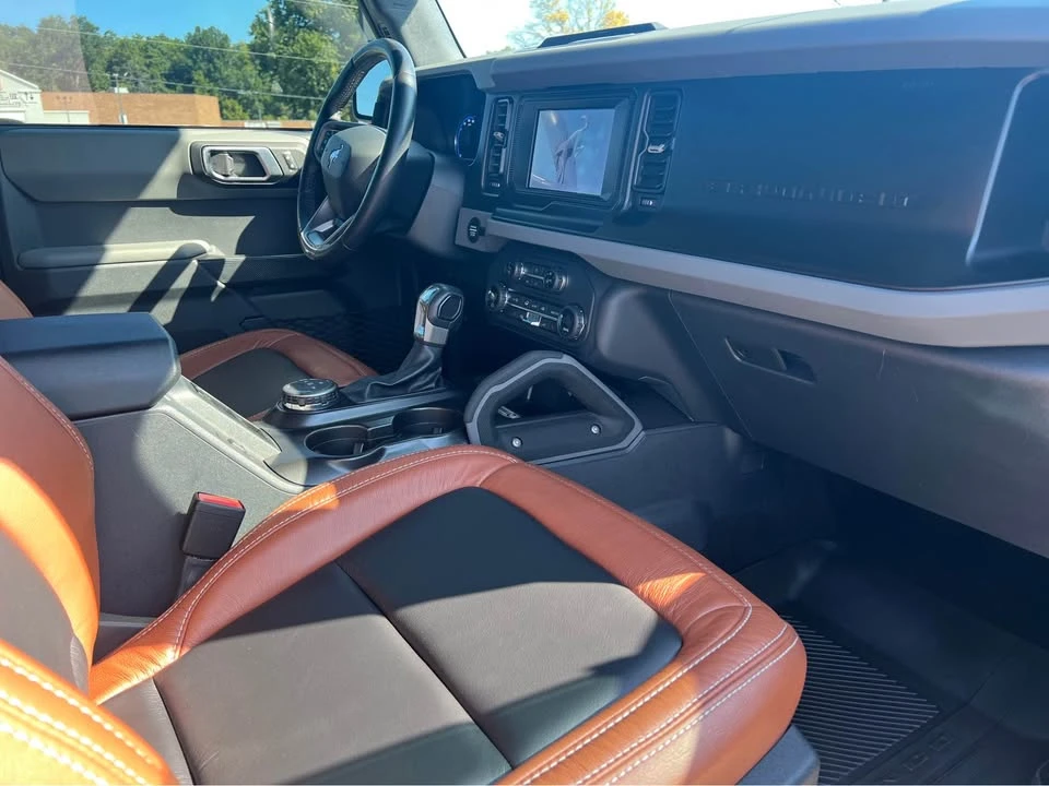 2021 Ford Bronco 6th Gen - Image 10 of 17