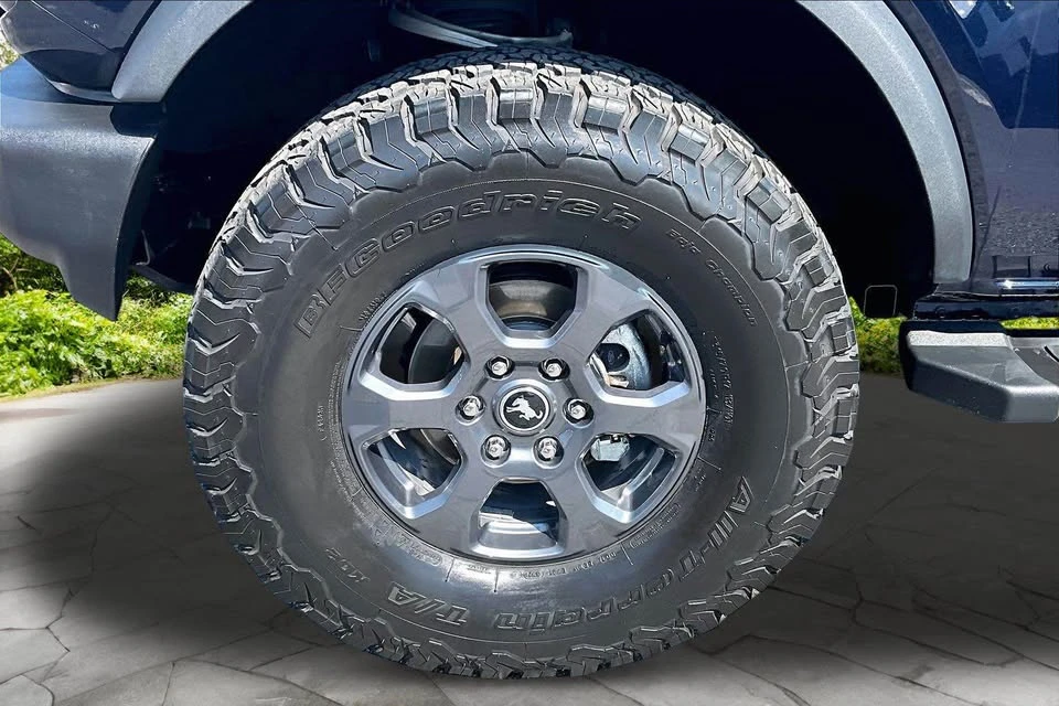 2021 Ford Bronco 6th Gen - Image 8 of 10
