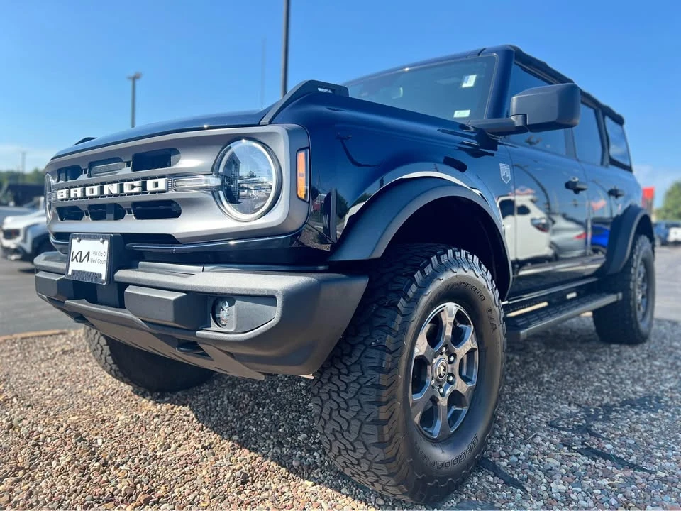 2021 Ford Bronco 6th Gen - Image 2 of 17