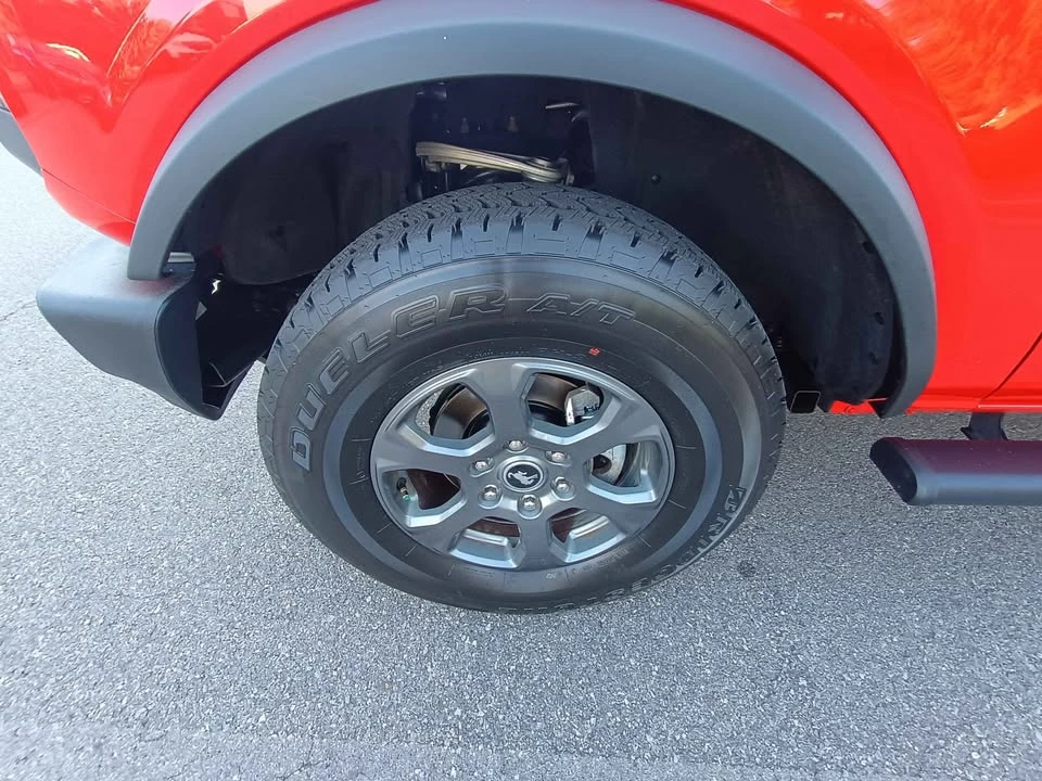 2021 Ford Bronco 6th Gen - Image 16 of 20