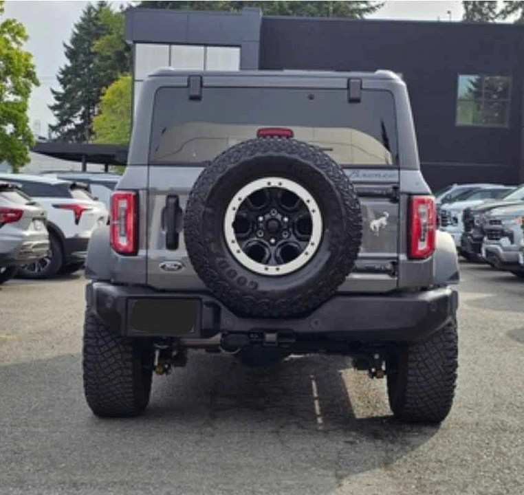 2021 Ford Bronco 6th Gen - Image 4 of 9