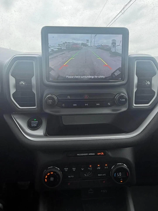 2021 Ford Bronco 6th Gen - Image 17 of 19