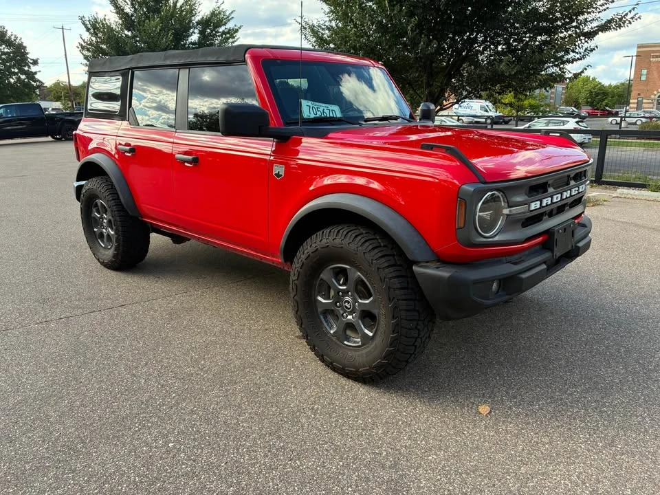 2021 Ford Bronco 6th Gen - Image 2 of 10