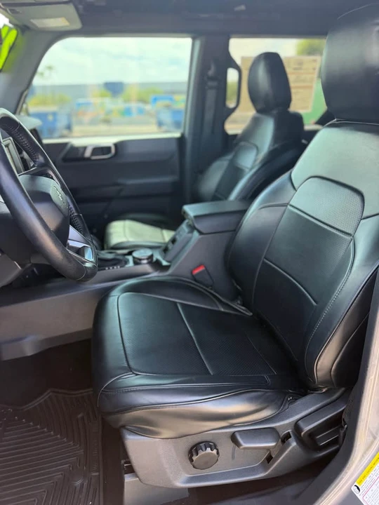 2021 Ford Bronco 6th Gen - Image 9 of 10