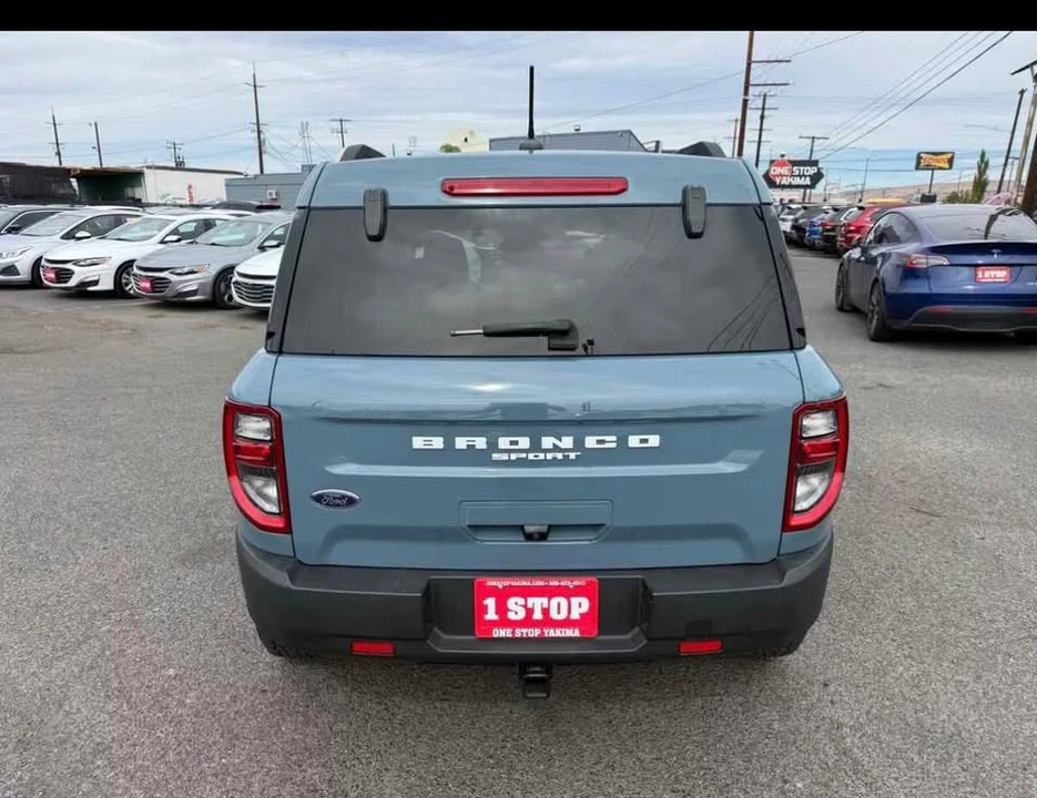 2021 Ford Bronco 6th Gen - Image 6 of 12