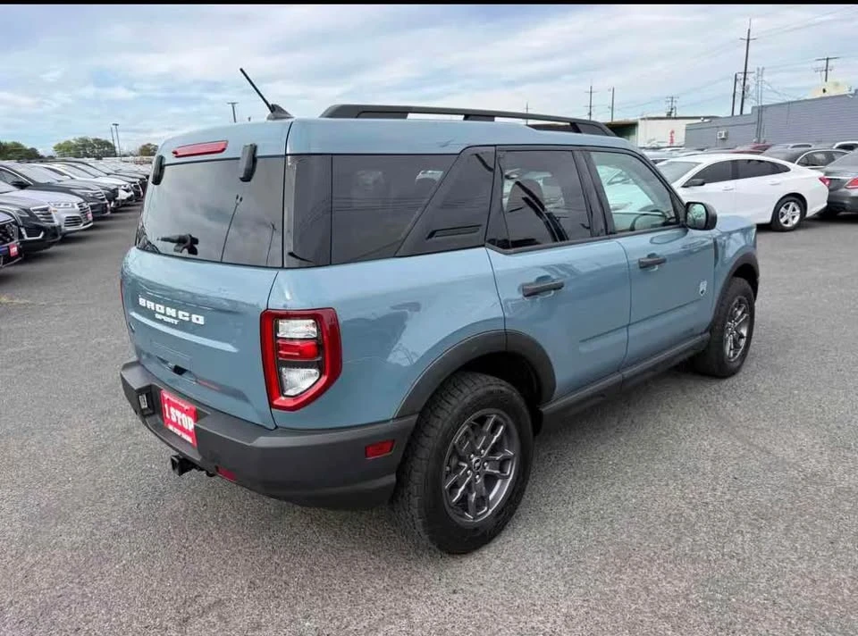 2021 Ford Bronco 6th Gen - Image 4 of 12