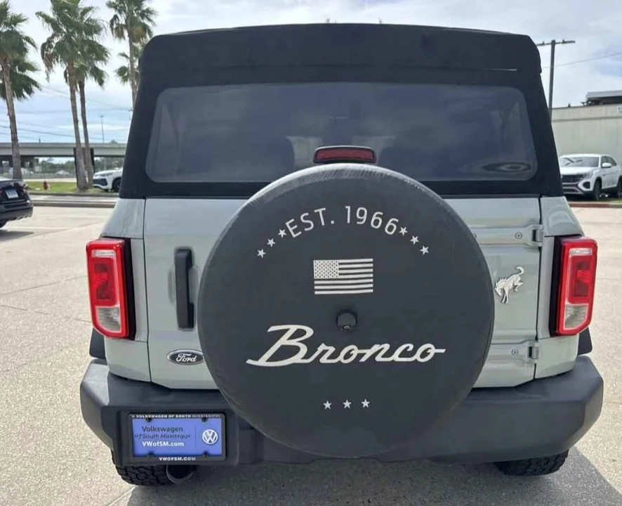 2021 Ford Bronco 6th Gen - Image 9 of 10