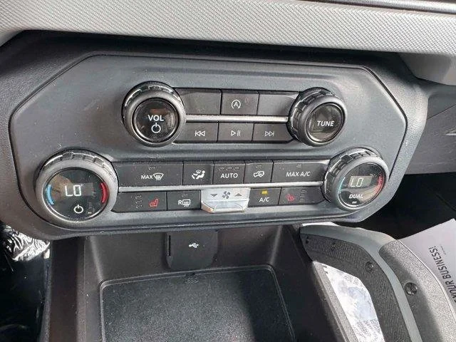 2021 Ford Bronco 6th Gen - Image 5 of 13