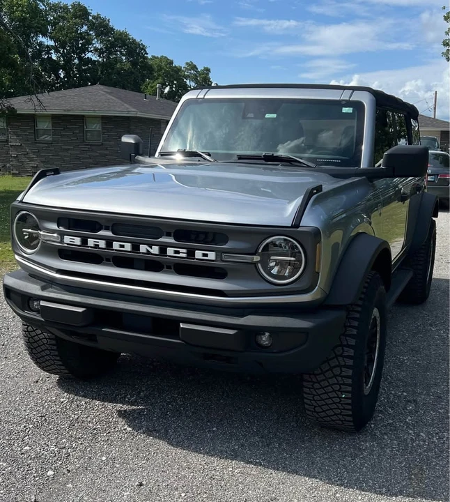 2021 Ford Bronco 6th Gen - Image 3 of 15