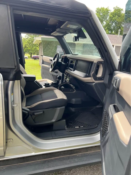 2021 Ford Bronco 6th Gen - Image 13 of 15