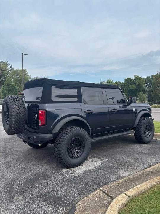 2021 Ford Bronco 6th Gen - Image 2 of 4