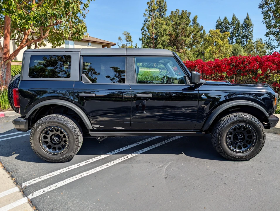 2021 Ford Bronco 6th Gen - Image 15 of 31