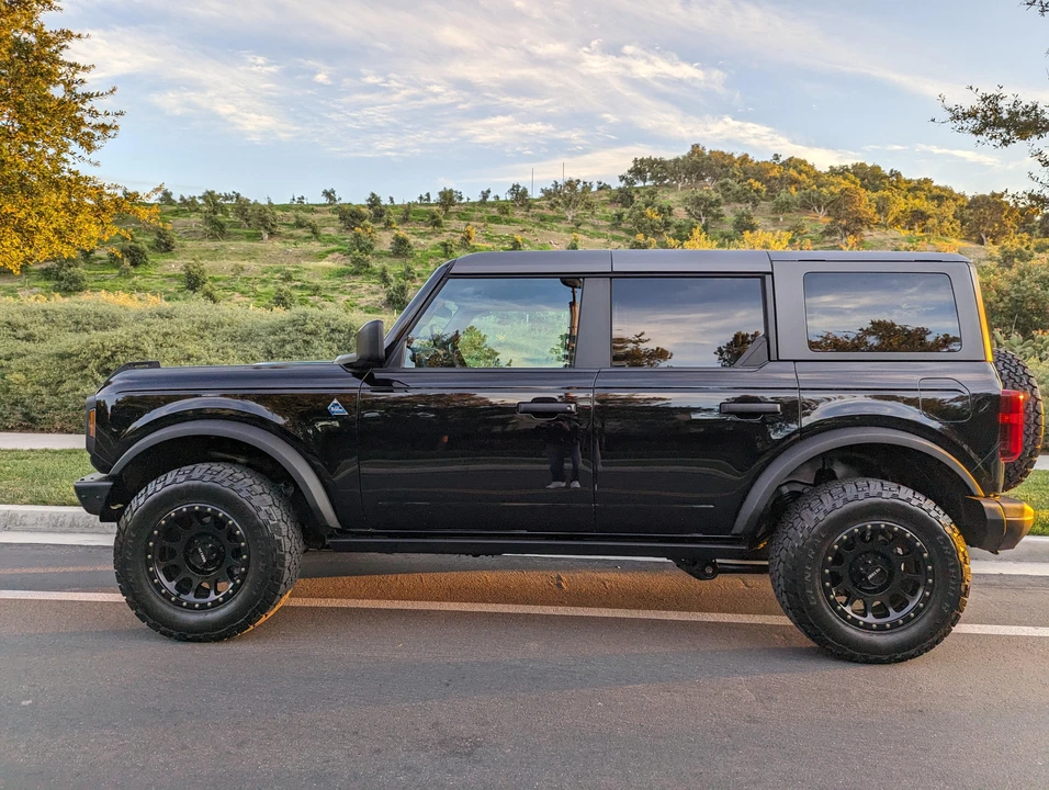 2021 Ford Bronco 6th Gen - Image 9 of 31