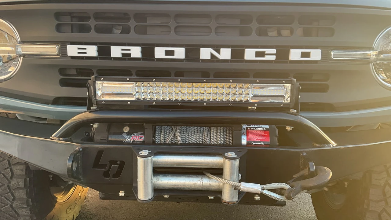 2021 Ford Bronco 6th Gen - Image 15 of 18