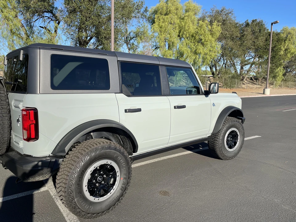 2021 Ford Bronco 6th Gen - Image 9 of 31