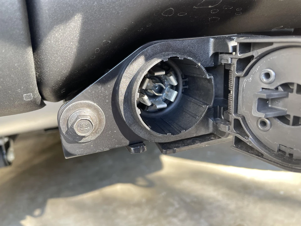 2021 Ford Bronco 6th Gen - Image 22 of 31