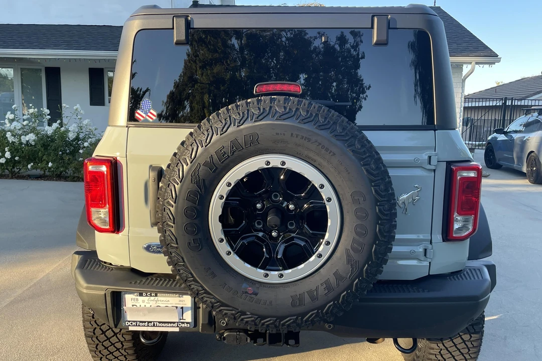2021 Ford Bronco 6th Gen - Image 5 of 31