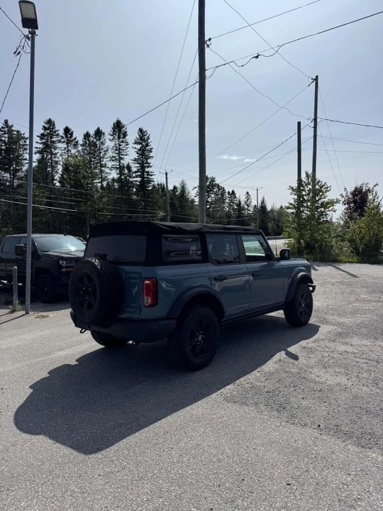 2021 Ford Bronco 6th Gen - Image 5 of 17